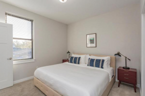 Cozysuites Music Row Stylish 2BR-free parking 14